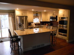 An "after" photo of Danelle's remodeled kitchen