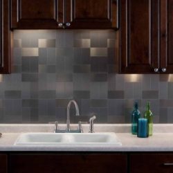 Aspect metal backsplash